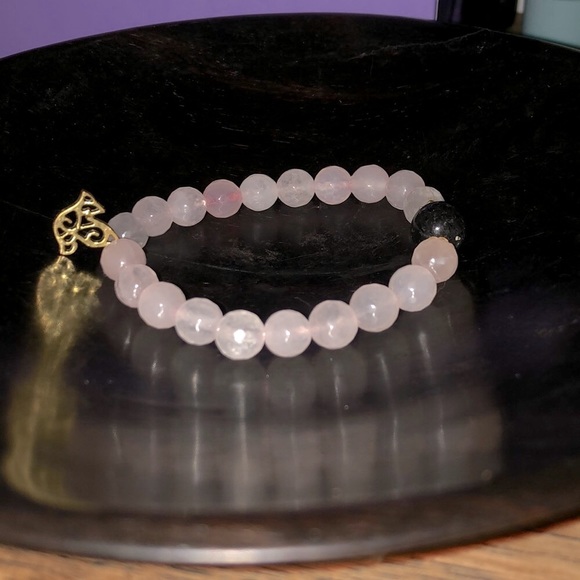 Faceted Rose Quartz + Charm + Shungite w/ copper - Picture 4 of 10